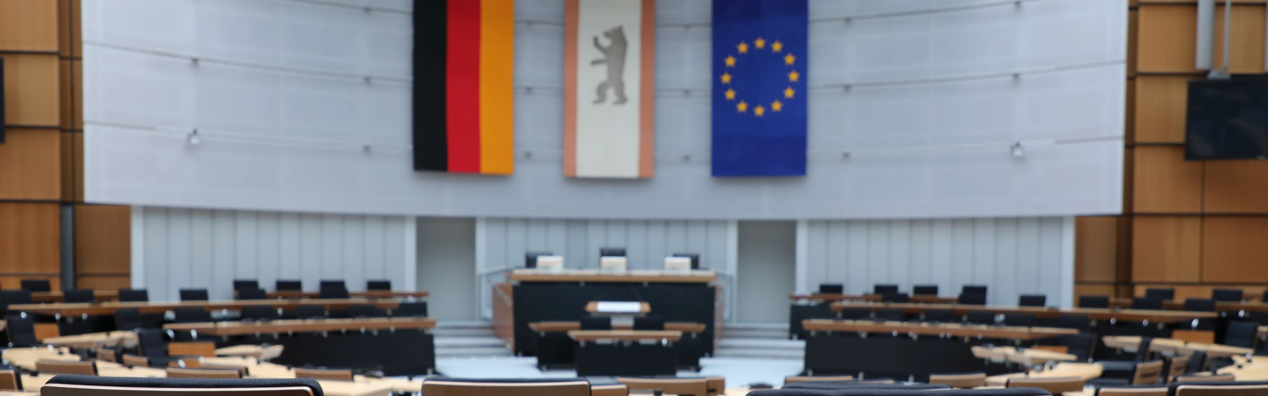 Der leere Plenarsaal des Berliner Abgeordnetenhauses
